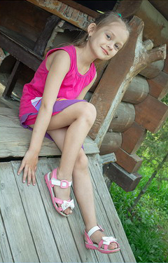 Tiny Model Alina Y 6y