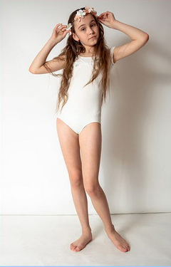 Tiny Model Kusha 9y
